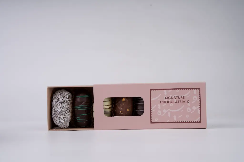 Signature Chocolate Mix Snack Box