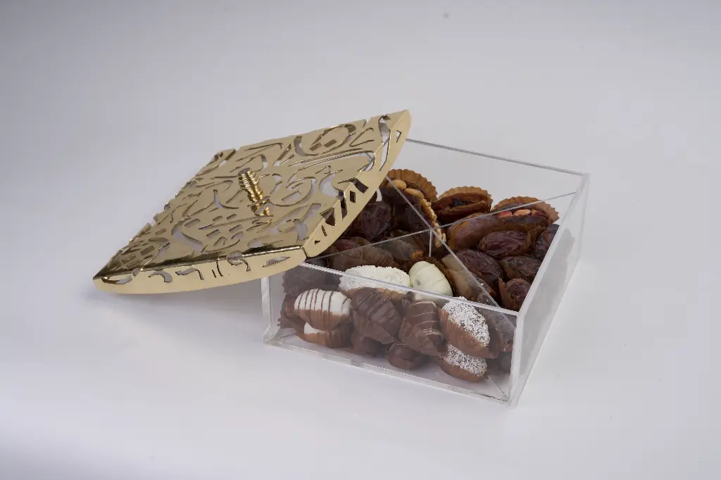 هدية الصندوق الذهبي - متوسط